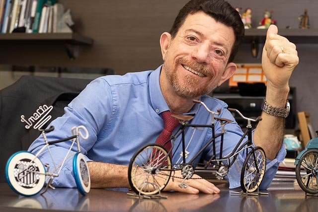 Estudo da USP mostra que pedalar em áreas verdes amplia o bem-estar psicológico. Entenda os detalhes dessa pesquisa e como escolher seu próximo rolê fazendo bem ao corpo, à mente e ao planeta.