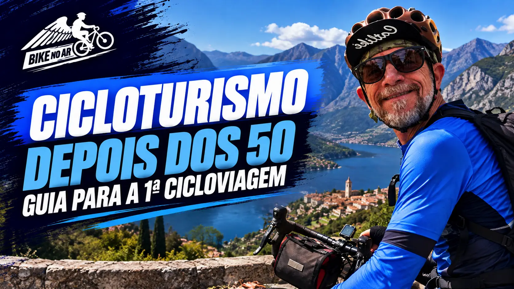 Casal de ciclistas maduros pedalando em estrada rural com alforjes, durante uma cicloviagem